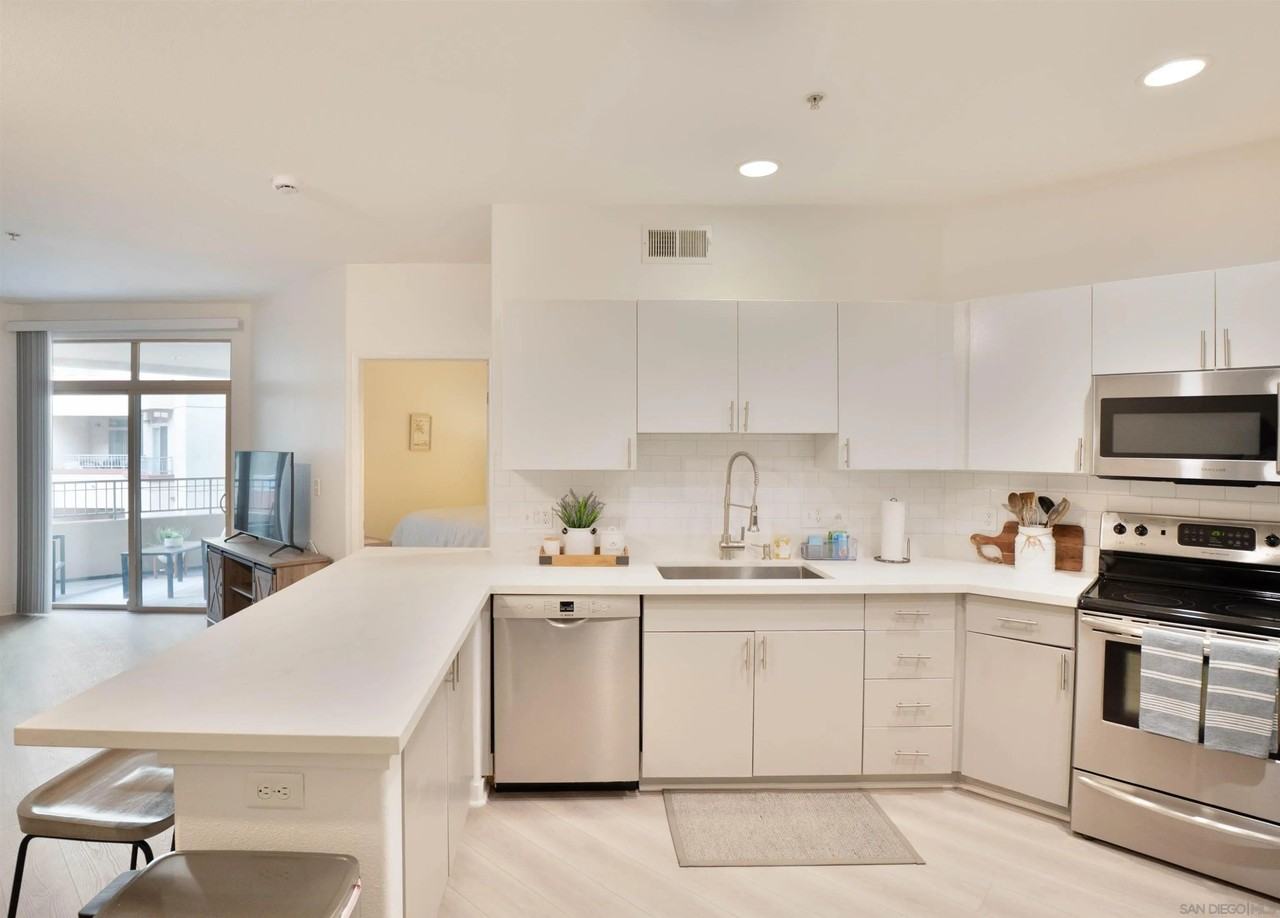 1501 Front St #329 - Photo 5 of 19