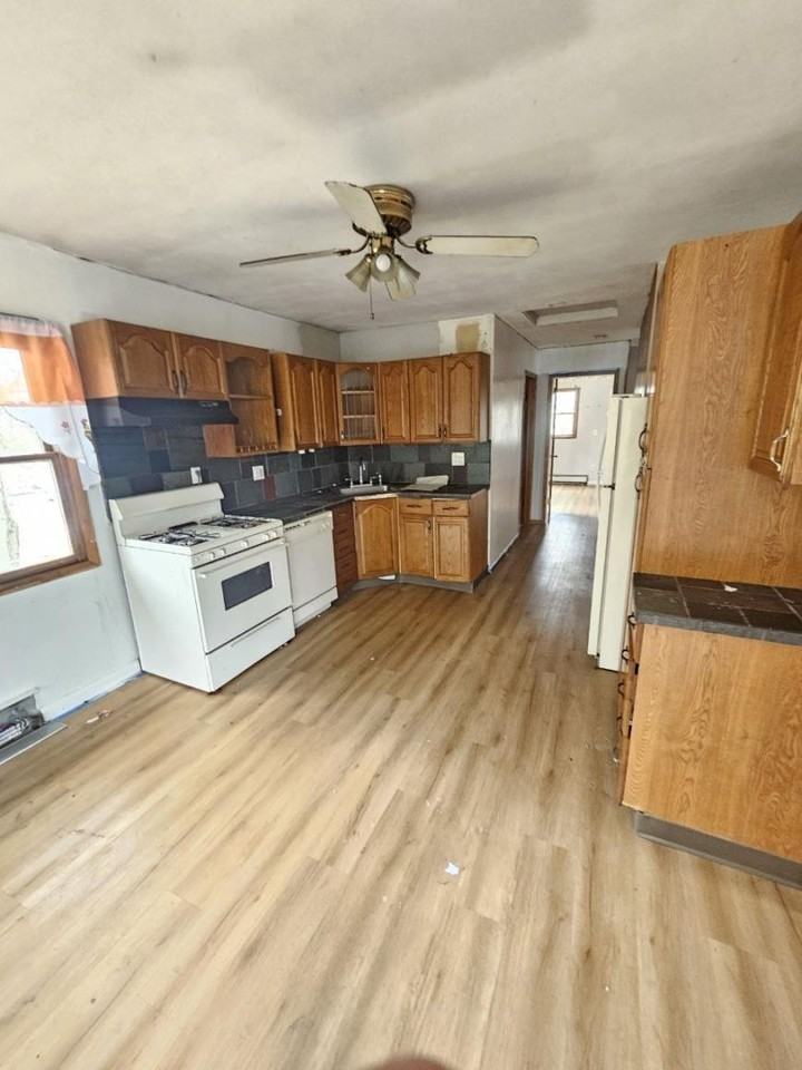 1535 Route 208 - Photo 2 of 10