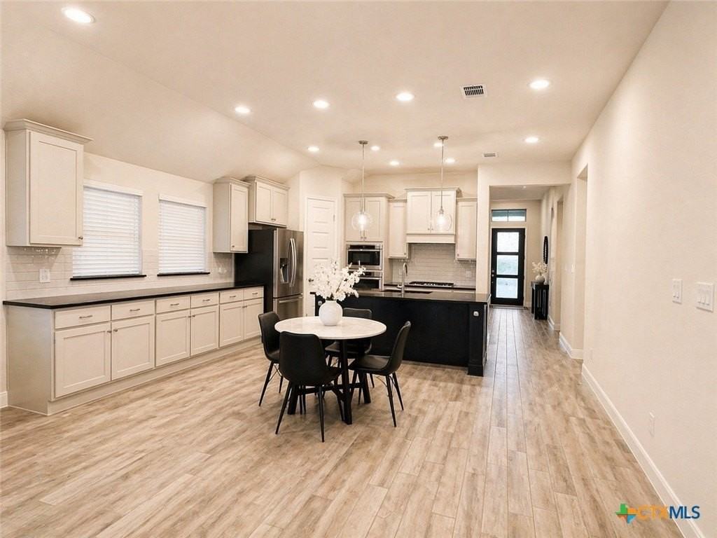 1841 Windward Way - Photo 7 of 25