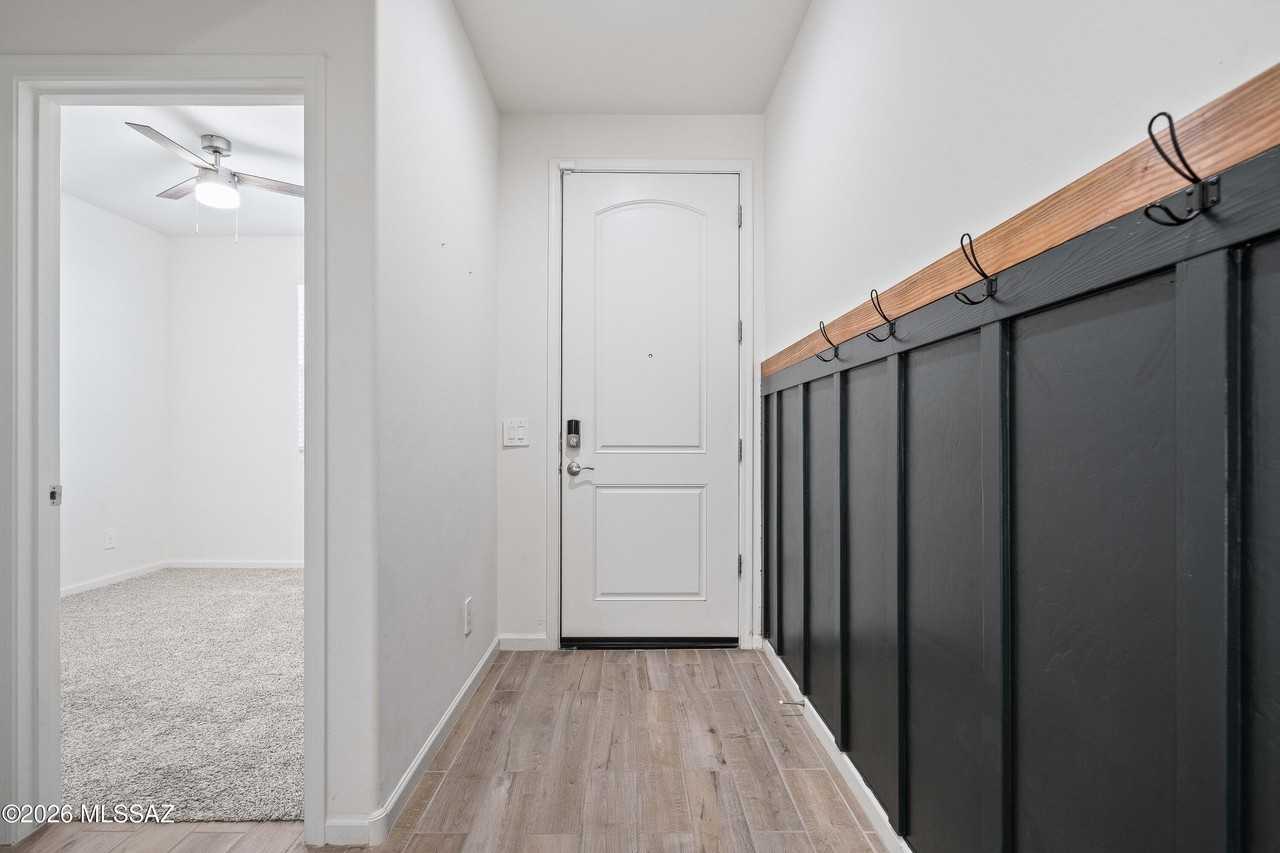 12486 N Reeves Pl - Photo 3 of 32