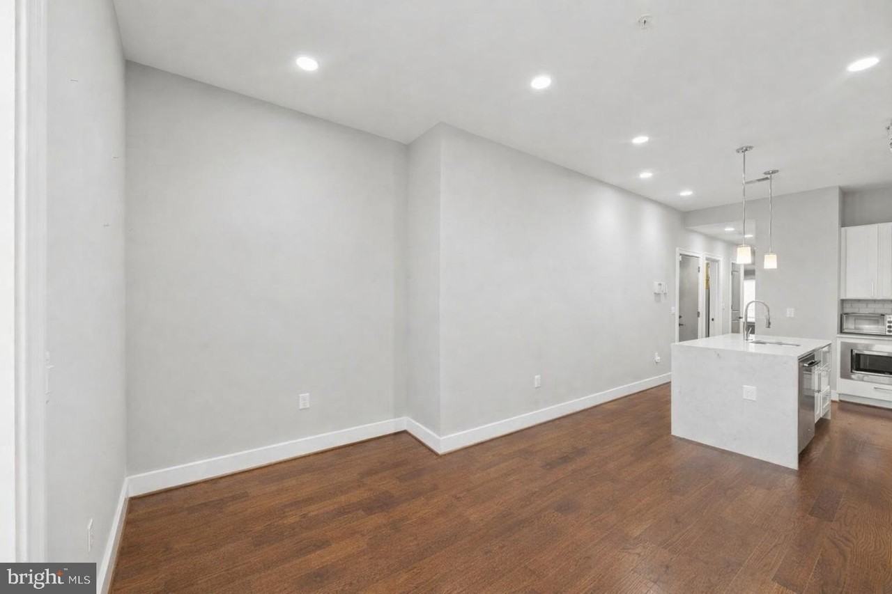 3525 14th St Nw #2 - Photo 4 of 15