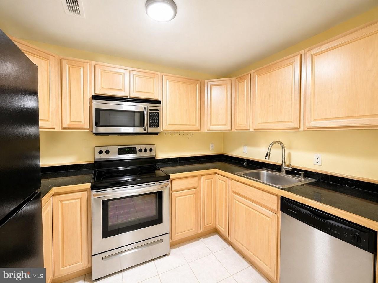 1421 T St Nw #1 - Photo 3 of 8