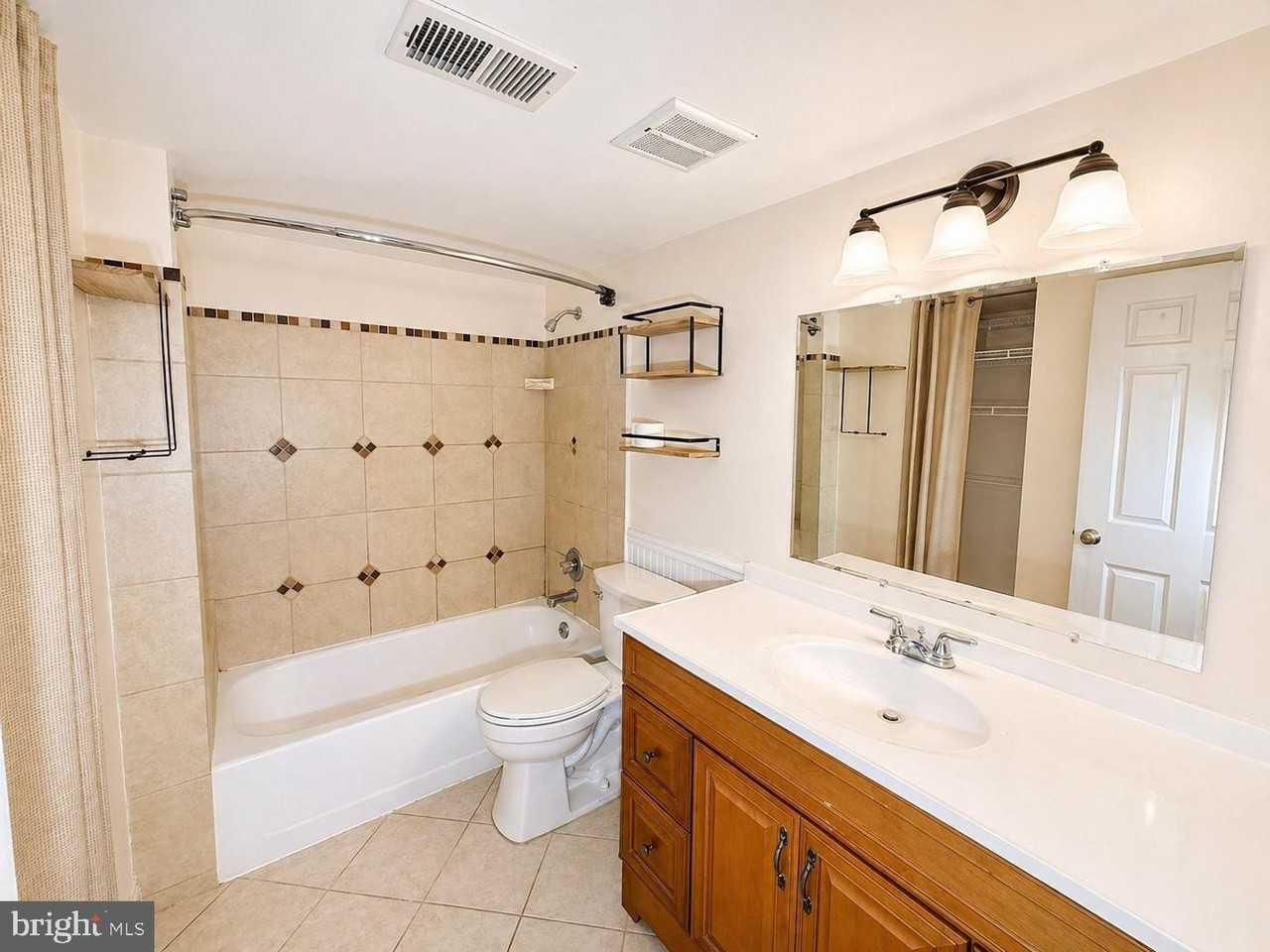 1421 T St Nw #1 - Photo 7 of 8