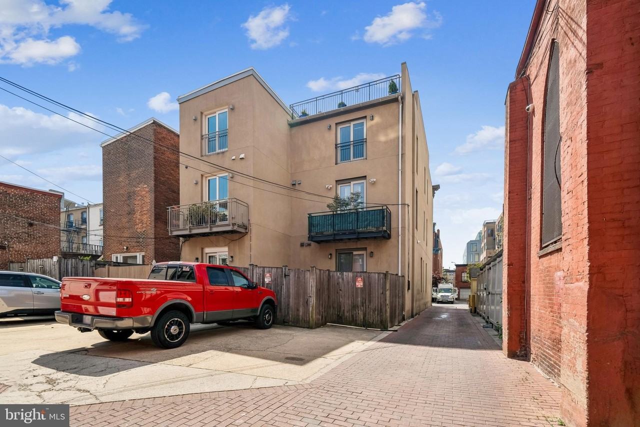 1343 Q St Nw #B - Photo 2 of 46