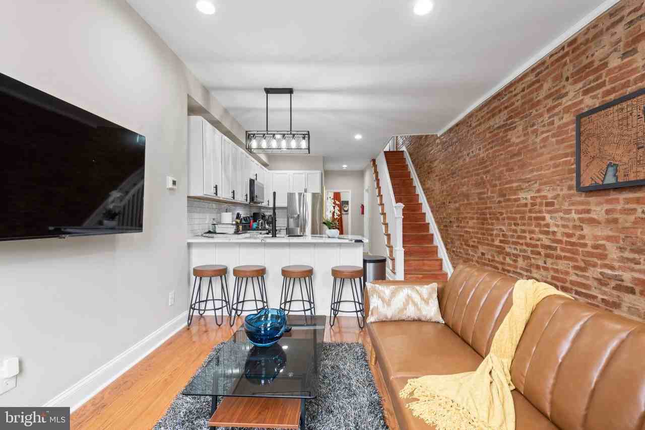 2235 E Chase St - Photo 2 of 45