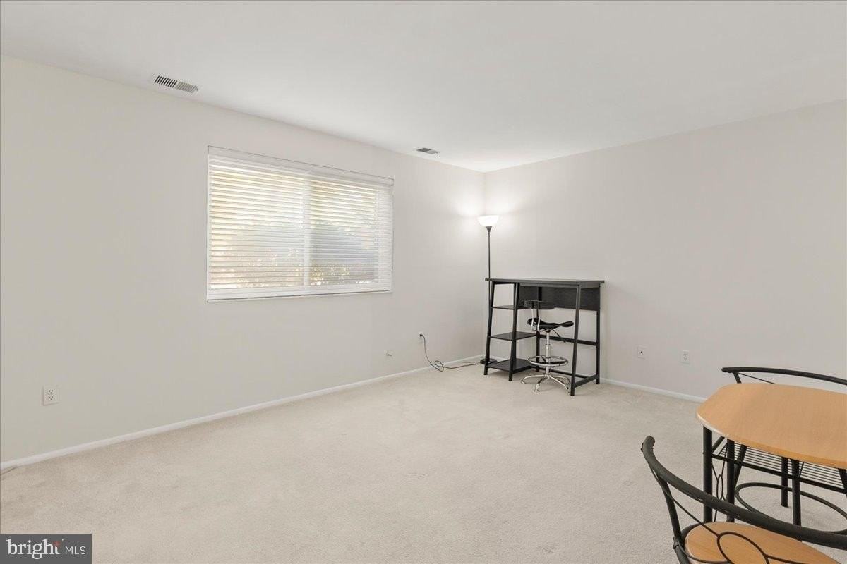 1701 Mount Washington Ct #D - Photo 7 of 12