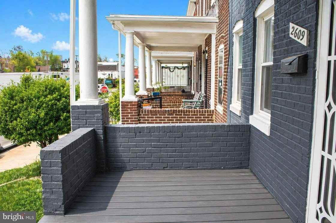 2609 Lauretta Ave - Photo 3 of 20