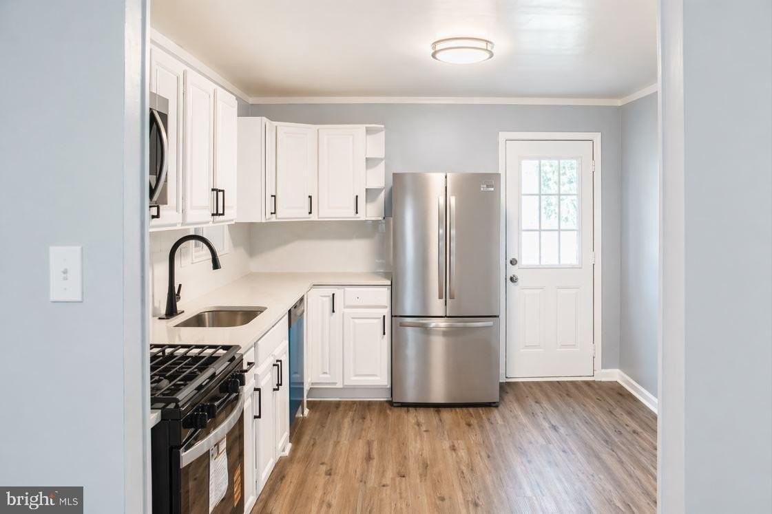 2609 Lauretta Ave - Photo 7 of 20