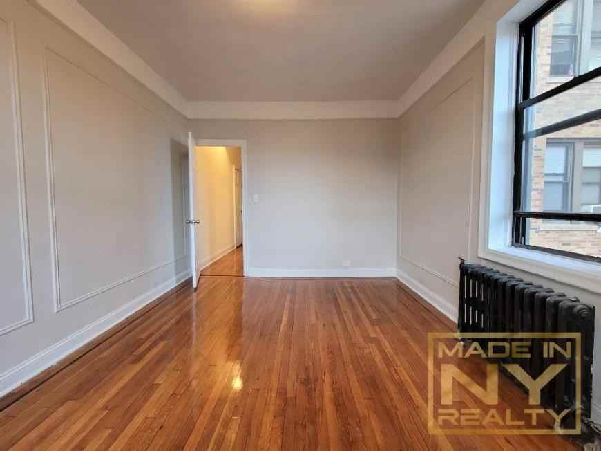 2574 33rd St - Photo 7 of 7