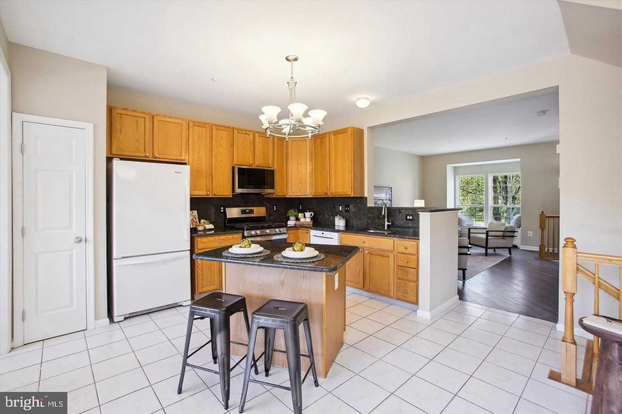 5528 Aeriel Pl - Photo 6 of 42