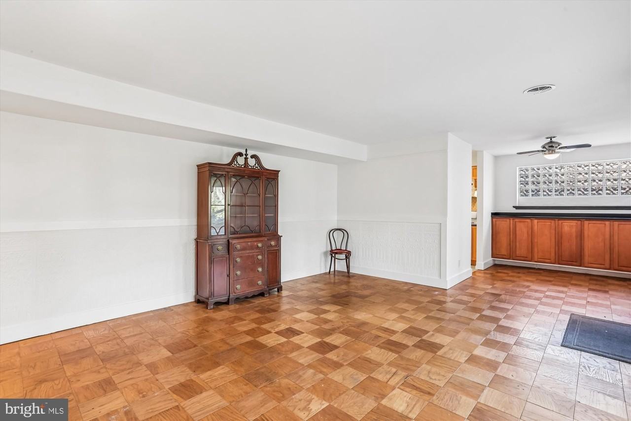 921 Prospect St #1 - Photo 4 of 50