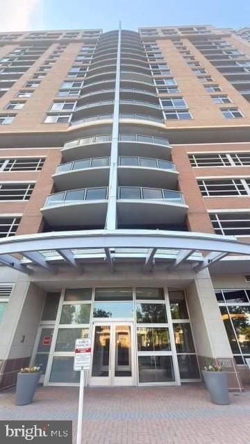 5750 Bou Ave #1610