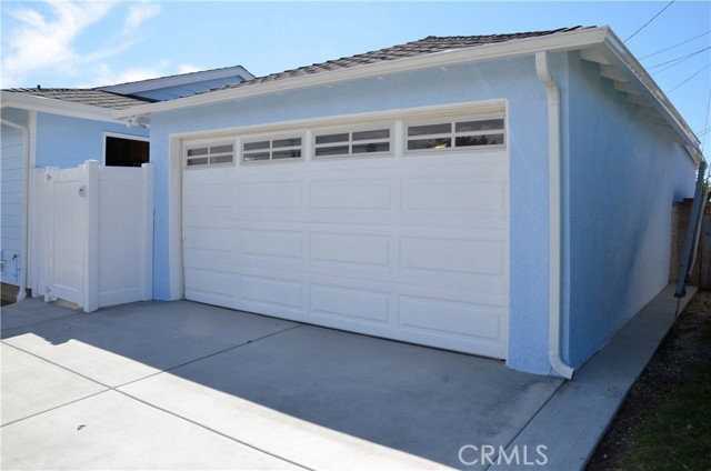 3605 W 181st St - Photo 2 of 8