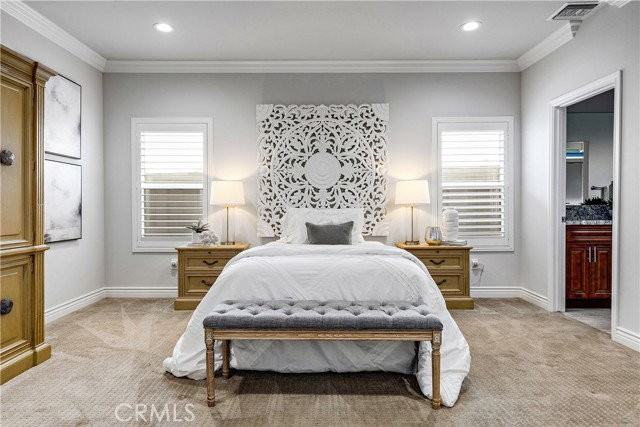 315 Flint Ave - Photo 6 of 8