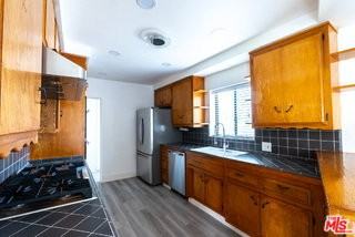 443 Lomita St - Photo 4 of 8