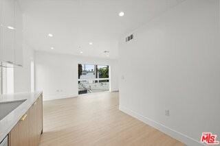 4922 S Centinela Ave #3 - Photo 2 of 8