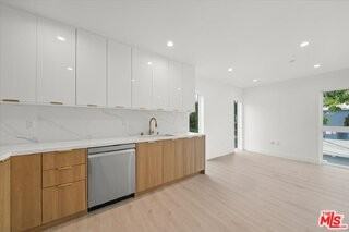 4922 S Centinela Ave #3 - Photo 3 of 8