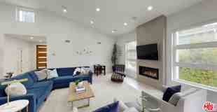 10331 La Grange Ave - Photo 1 of 1