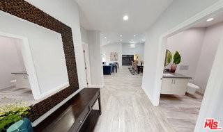 10331 La Grange Ave - Photo 2 of 8