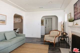 1916 W 94th St - Photo 5 of 8