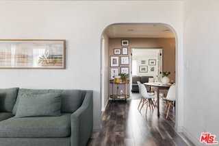 1916 W 94th St - Photo 6 of 8