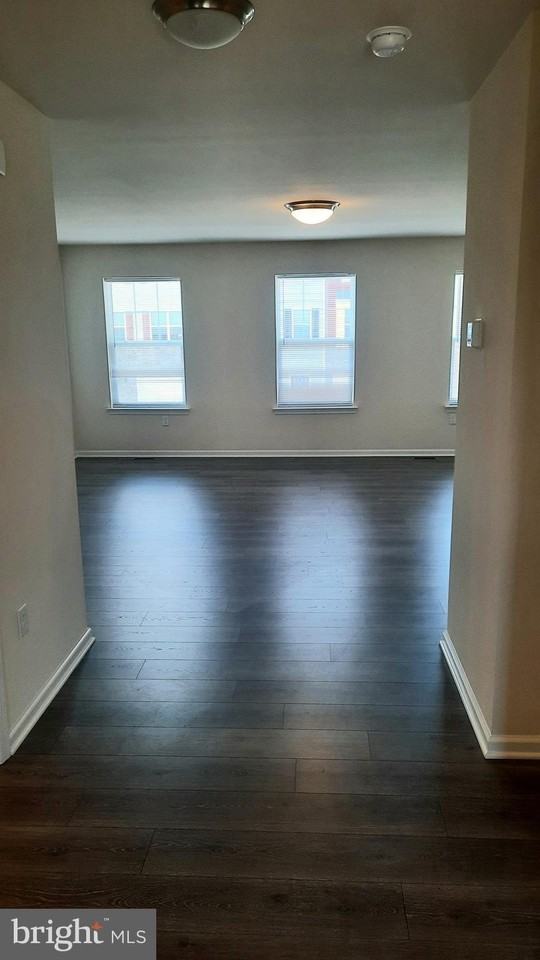 837 Admirals Quay Dr - Photo 6 of 16