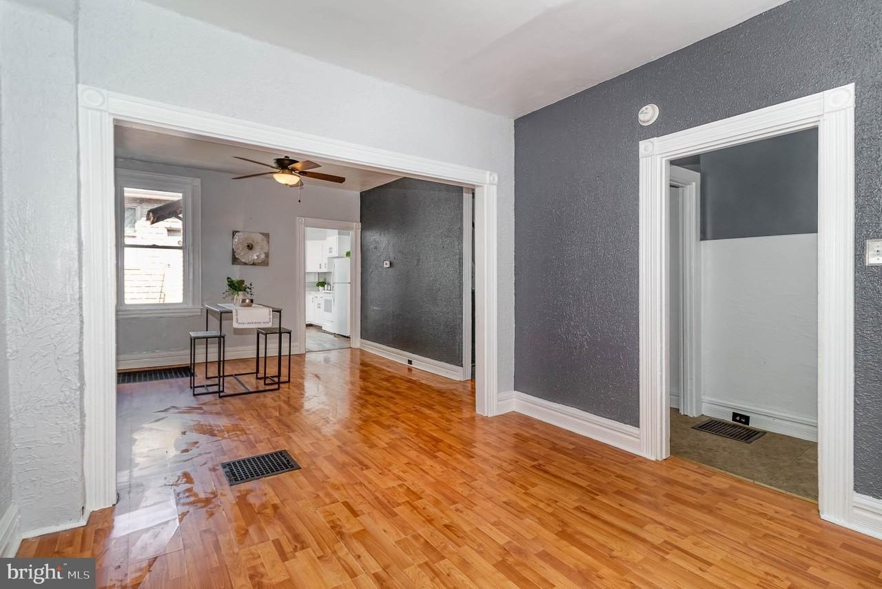 549 Spruce St - Photo 4 of 29