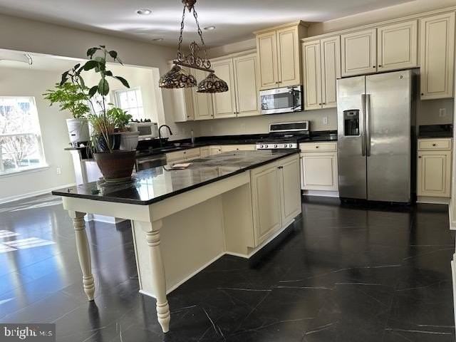 25067 Great Berkhamsted Dr - Photo 5 of 14