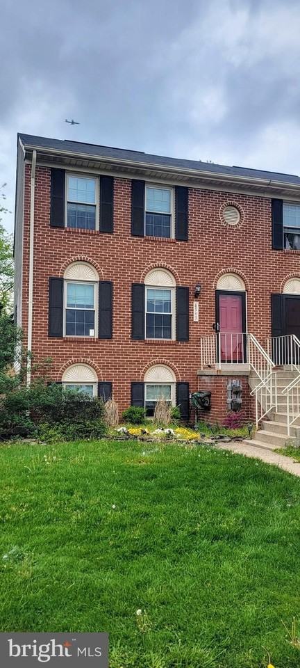 8949 Princeton Park Dr