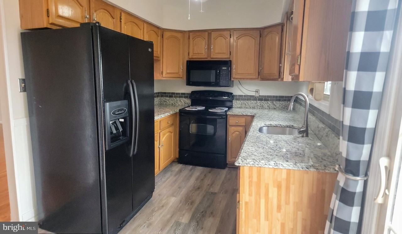 8949 Princeton Park Dr - Photo 6 of 22