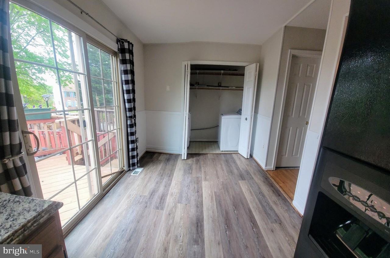 8949 Princeton Park Dr - Photo 7 of 22