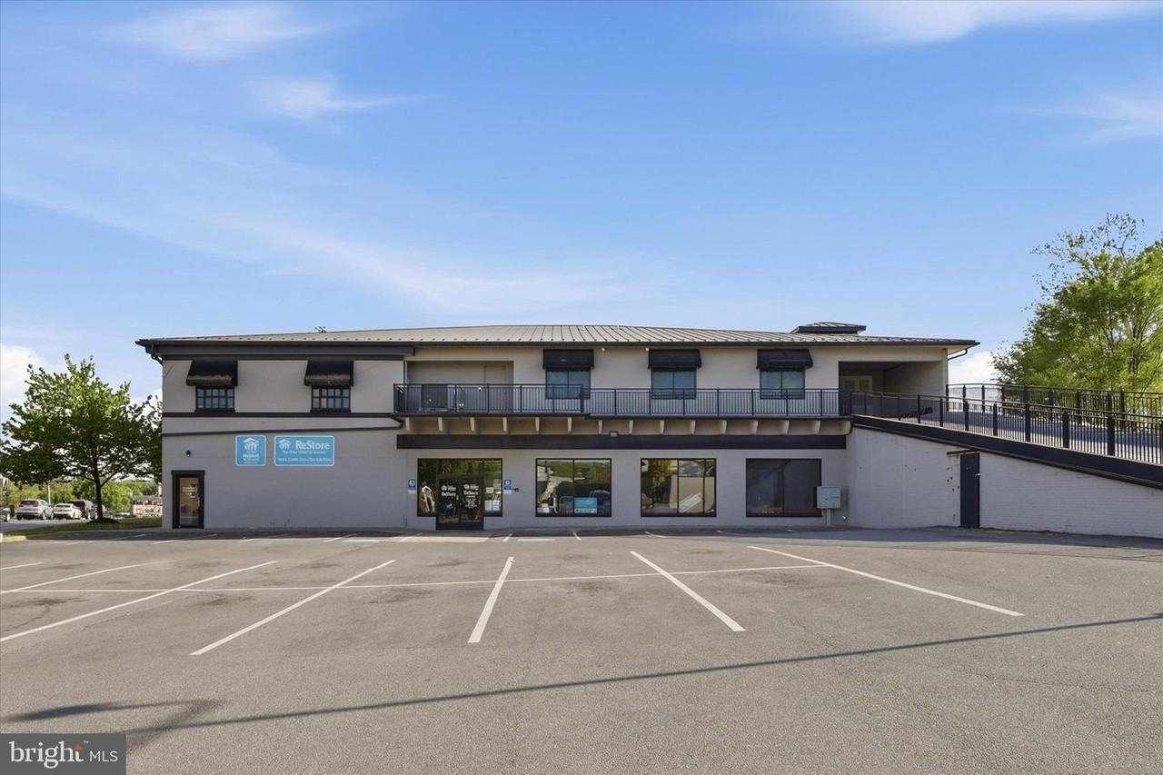 443 Millwood Ave #4 - Photo 4 of 15