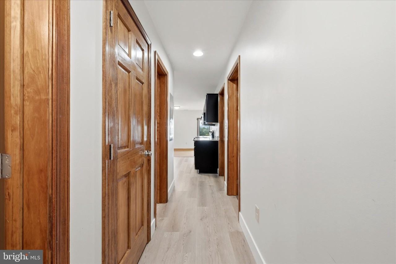 443 Millwood Ave #4 - Photo 7 of 15