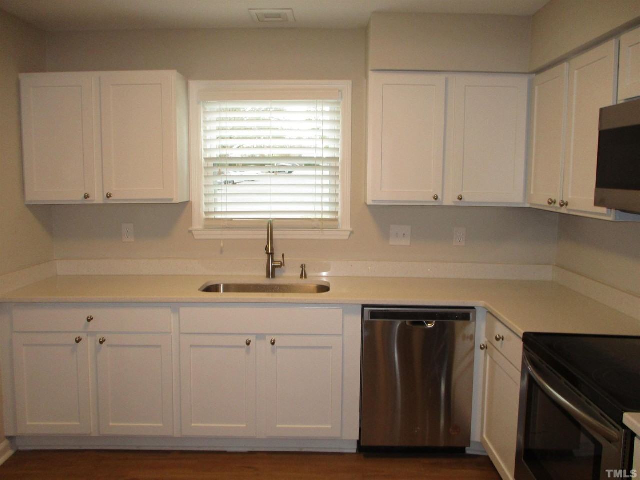 6435 New Market Way - Photo 3 of 17