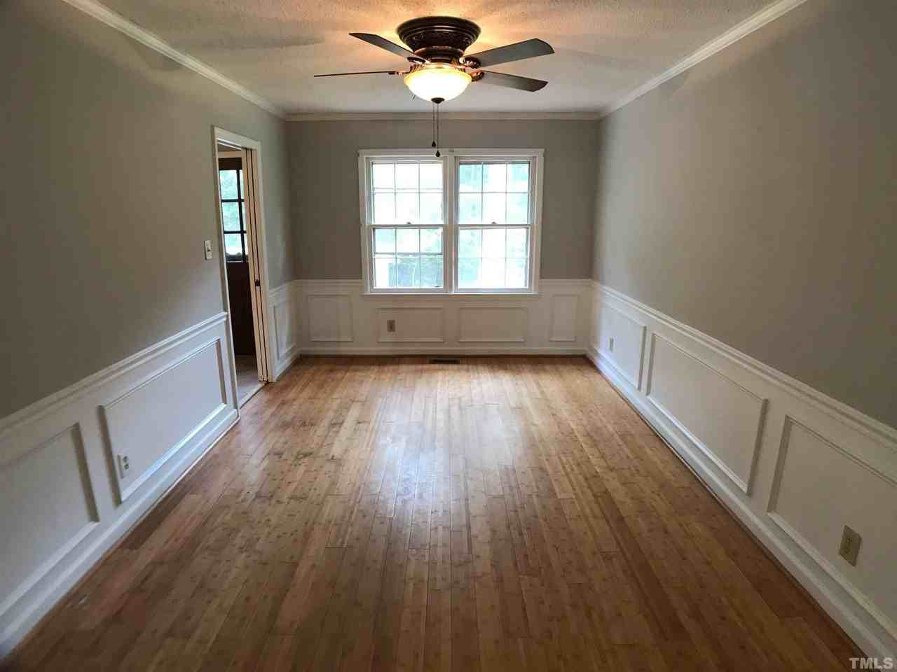 4004 Pepperton Dr - Photo 5 of 21