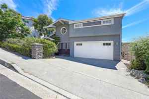 featured image of 661 Nyes Pl