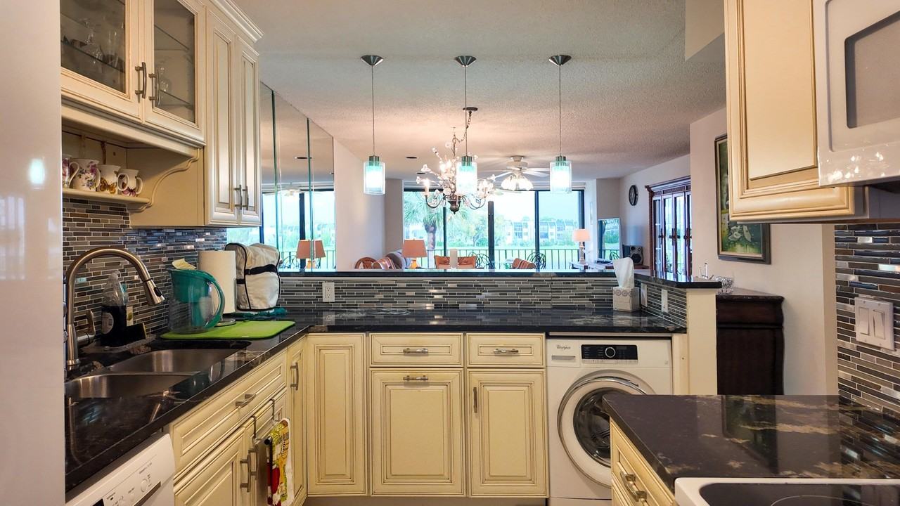 4822 Esedra Ct #205 - Photo 6 of 22