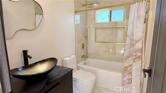 16015 Acre St - Photo 6 of 8