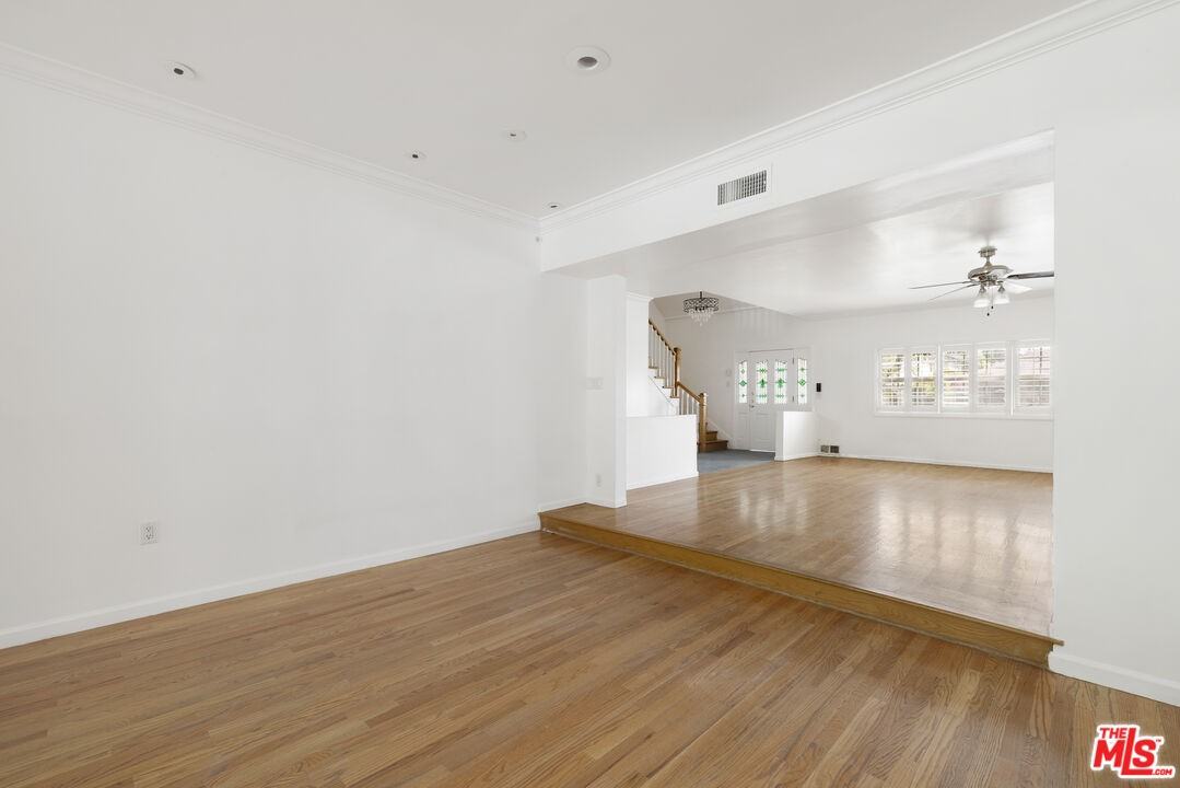 4309 Gentry Ave - Photo 6 of 8