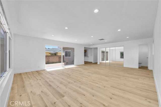 5224 Hallowell Ave - Photo 3 of 8