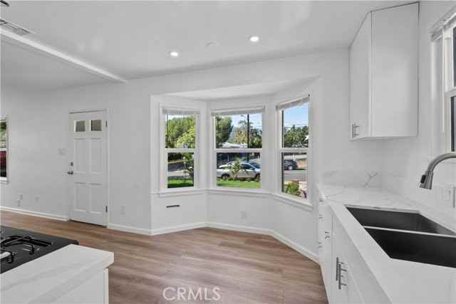 3820 Orangedale Ave - Photo 6 of 8