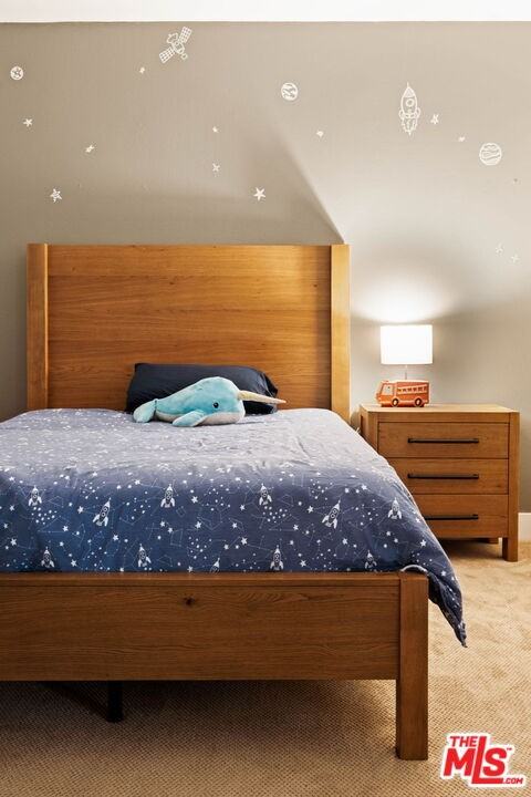 303 Mavis Dr - Photo 3 of 8