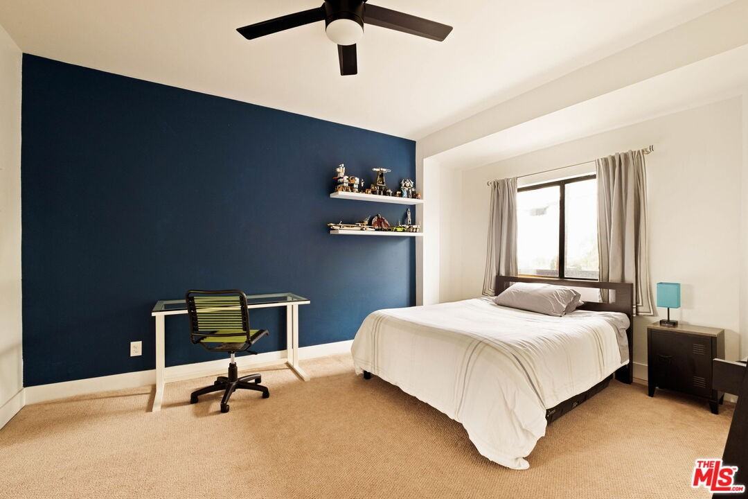 303 Mavis Dr - Photo 6 of 8