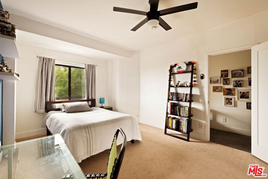 303 Mavis Dr - Photo 7 of 8