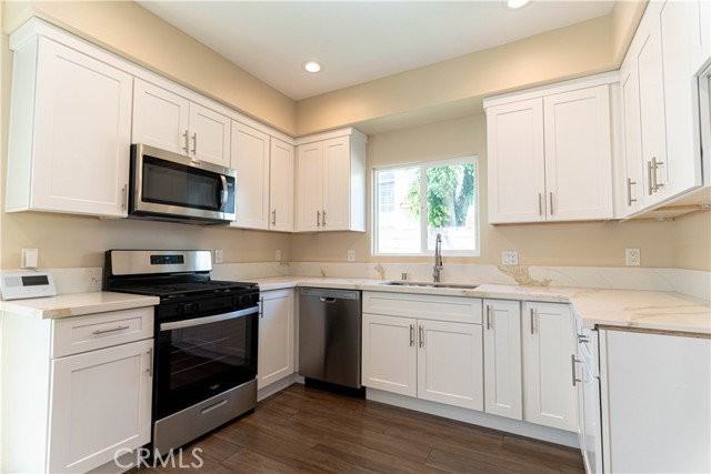 9246 Cedros Ave #6 - Photo 2 of 8