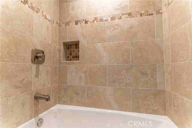 9246 Cedros Ave #6 - Photo 7 of 8