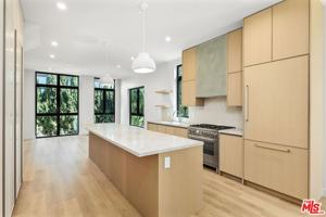 featured image of 428 Arnaz Dr