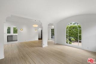 435 Westmount Dr - Photo 7 of 8