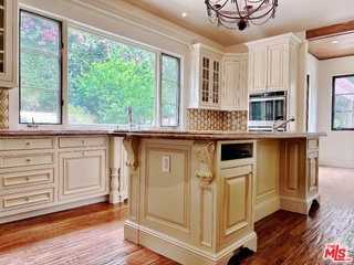 9530 Hidden Valley Rd - Photo 7 of 8