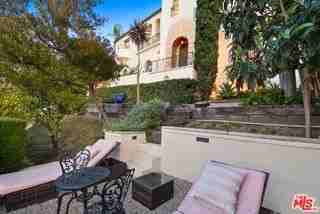 6717 Whitley Ter - Photo 2 of 8